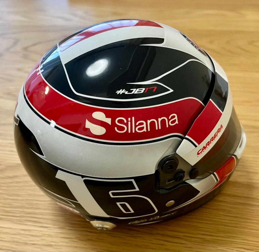 C.ルクレール フェラーリF1-75 1/18、アルファロメオ1/2ヘルメット