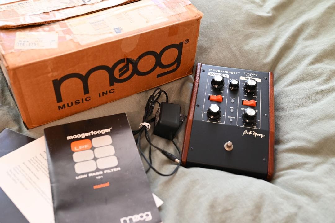 MF-101 moogerfooger初期型　moog