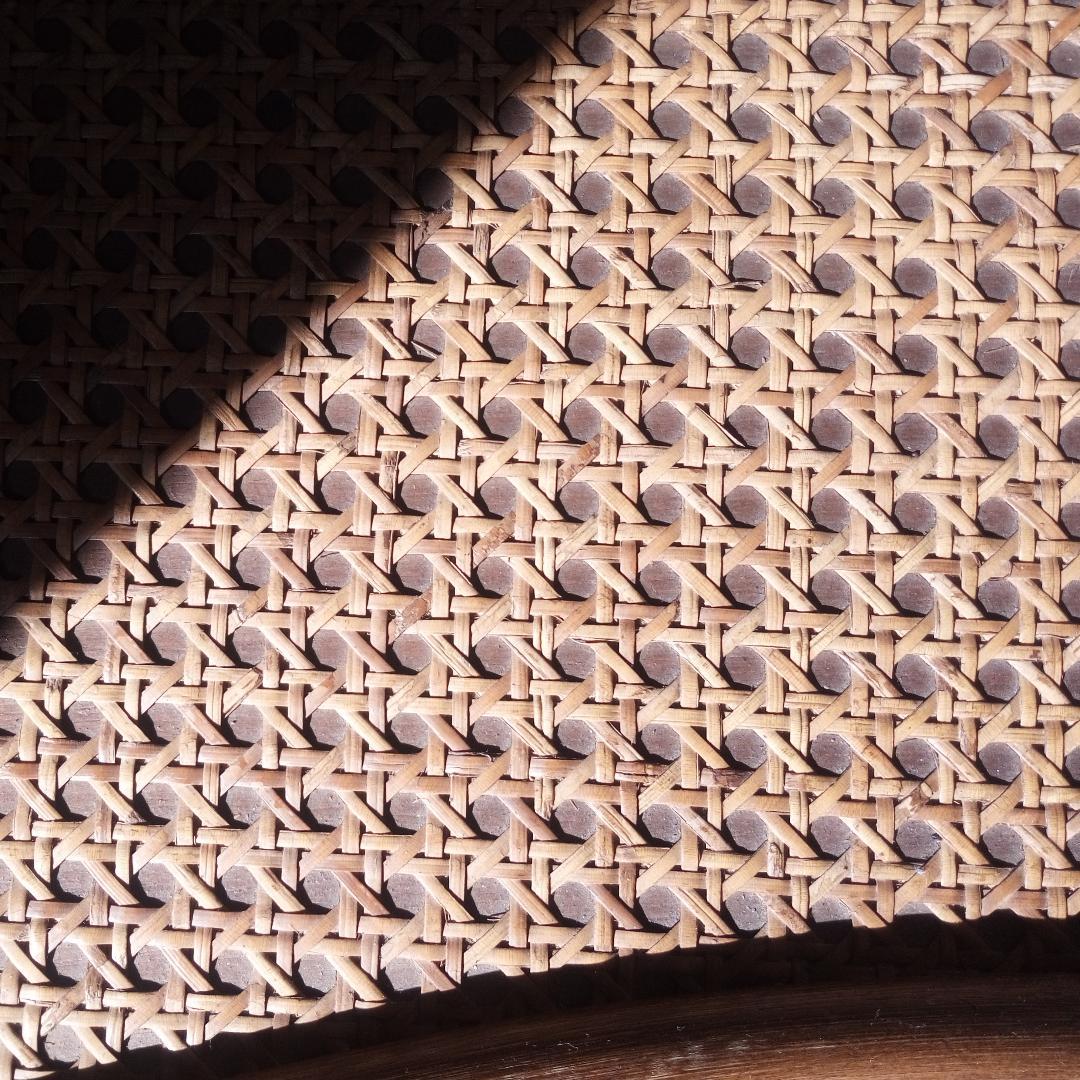 KOSUGA　コスガ　ラタンキャビネット