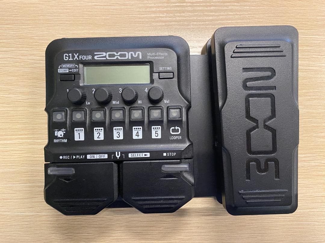 ZOOM マルチエフェクター G1X FOUR + ACアダプタ AD-16