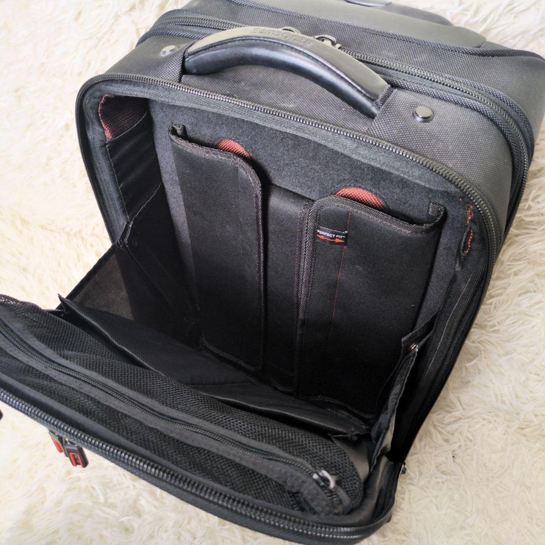 サムソナイト　キャリーケース　4輪　大容量　バリスティックナイロン 2層式