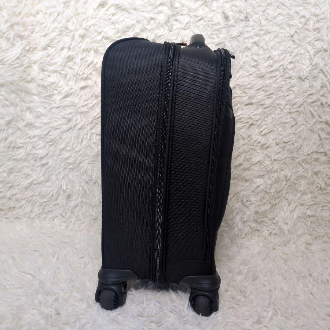 サムソナイト　キャリーケース　4輪　大容量　バリスティックナイロン 2層式