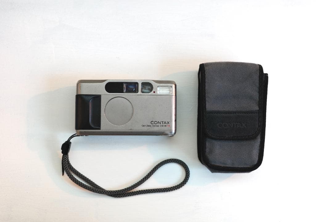 【動作良好】CONTAX T2 チタンシルバー【送料無料】