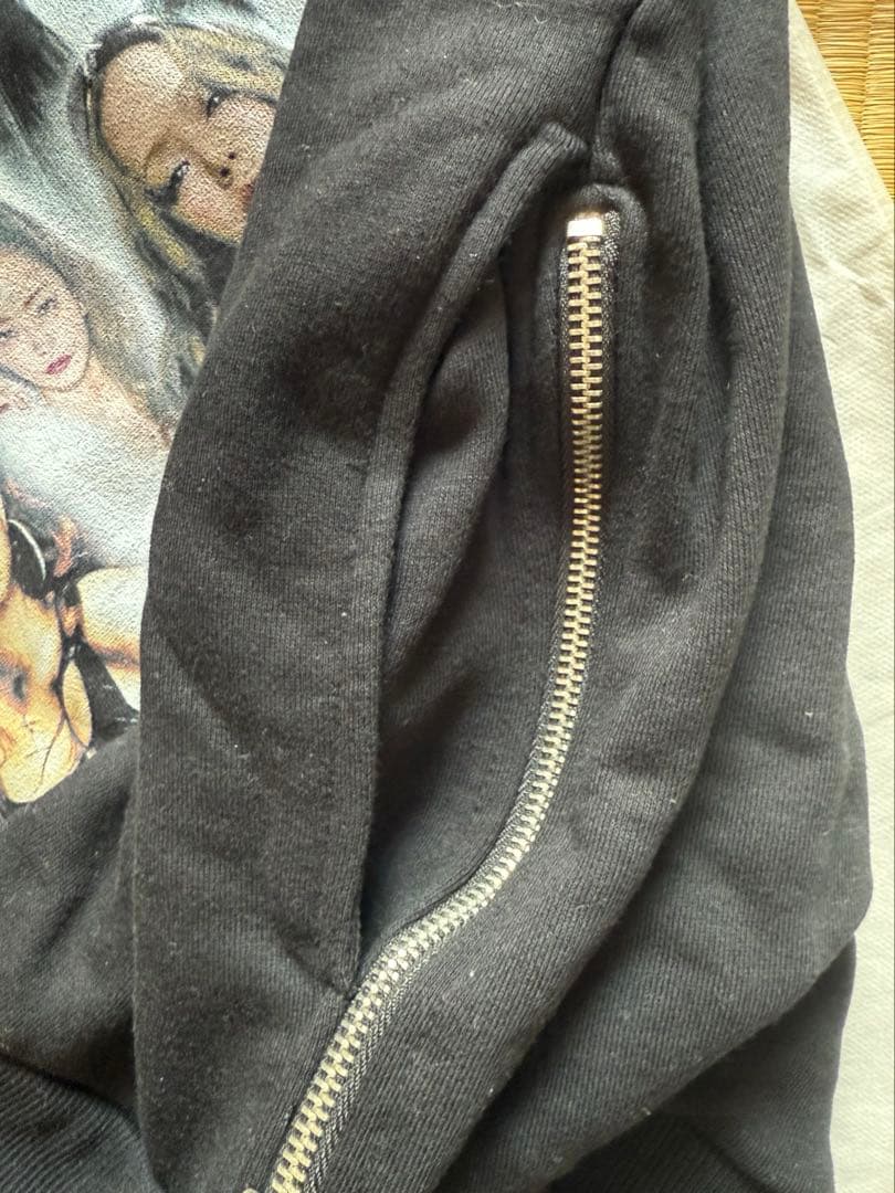 安室奈美恵 パーカー　Mサイズ