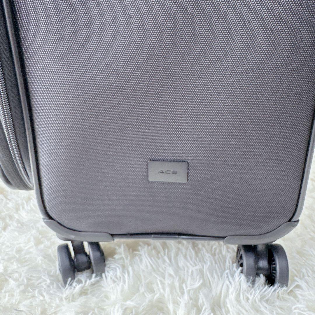 超軽量 新品未使用 【エース】ソフトキャリーケース L TSAロック ブラック