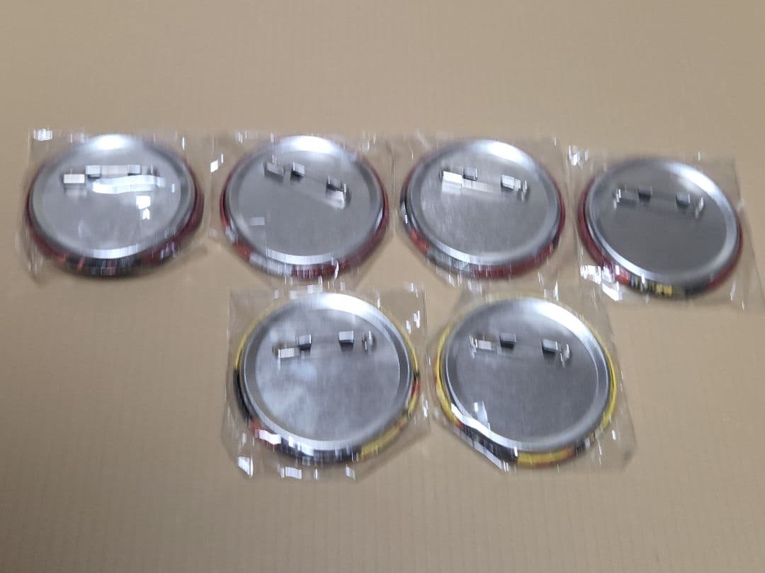 【希少】ペルソナQ2 ニューシネマ ラビリンス 缶バッジ