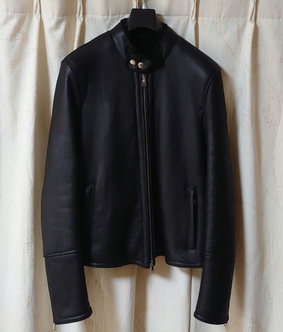 エンメティ アッカ H 黒 48 ムートン ジャケット 干場 EMMETI