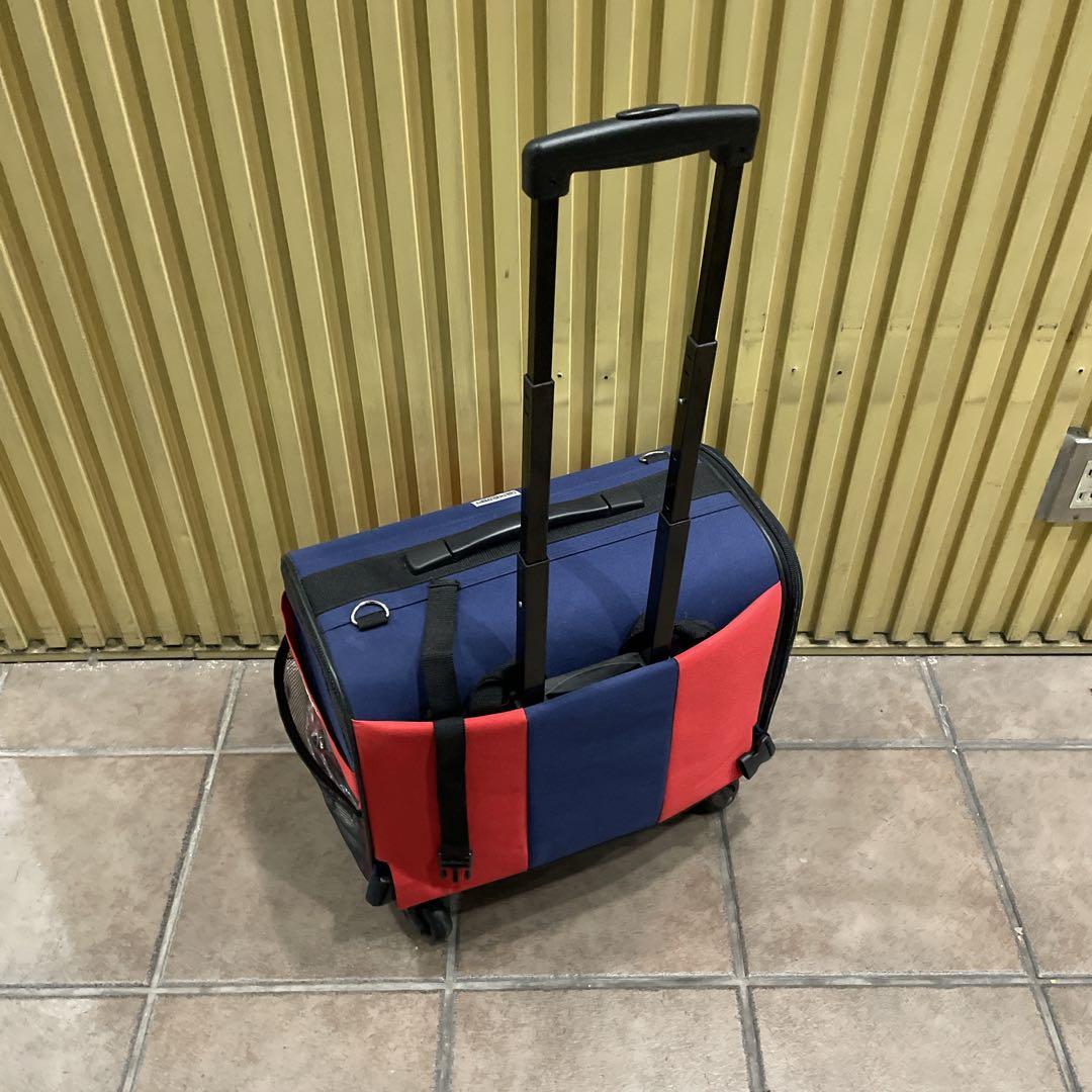 【美品】dogdept キャリーバッグ　犬　猫　コロコロ