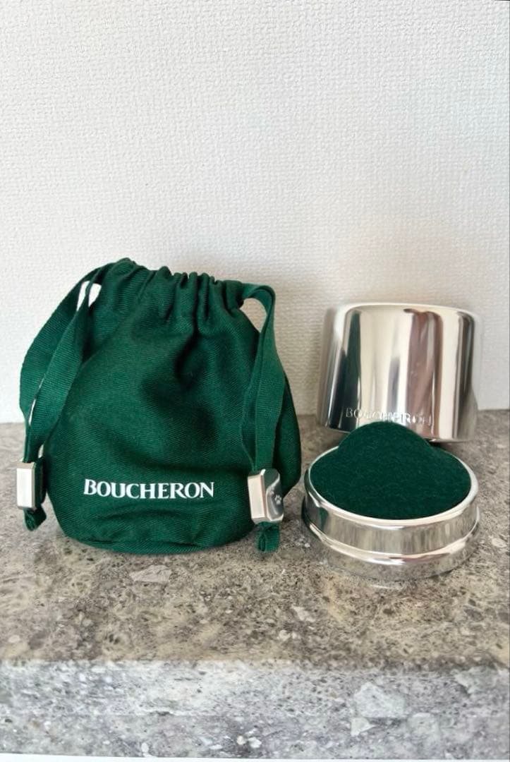 ブシュロン　ネックレスケース空箱、巾着（チャーム付き）