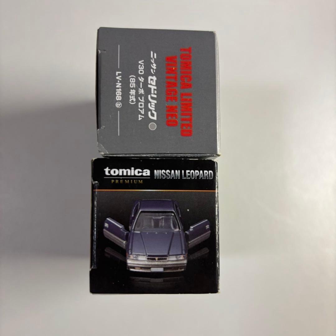 トミカ　TOMY TEC 黒箱　レア　85年式 レパード　セドリック　廃盤