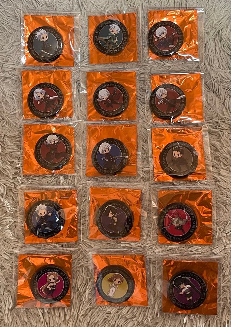 デビルメイクライ シリーズ×パセラ　缶バッジ　15種 コンプリートセット