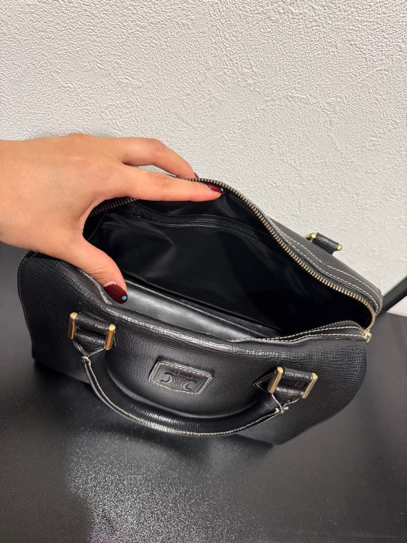 セリーヌ　黒 レザー ハンドバック