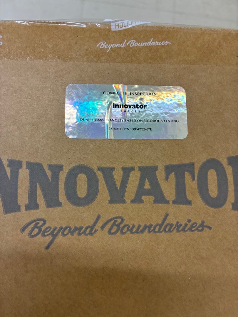 イノベーター　ステンレスシルバー　アルミ　キャリーケース　スーツケース