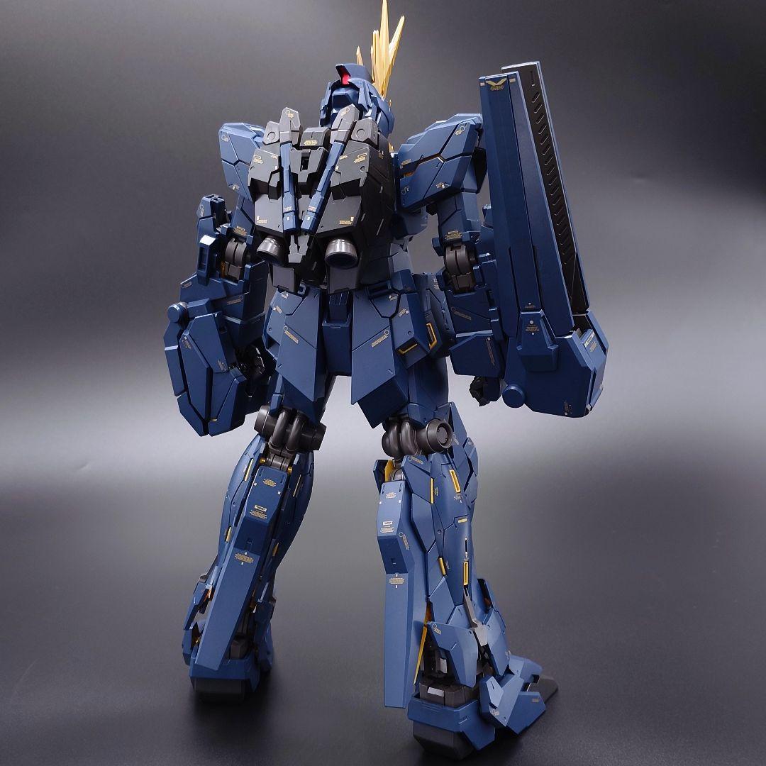PG 1/60　バンシィ・ノルン　ガンプラ　部分塗装完成品
