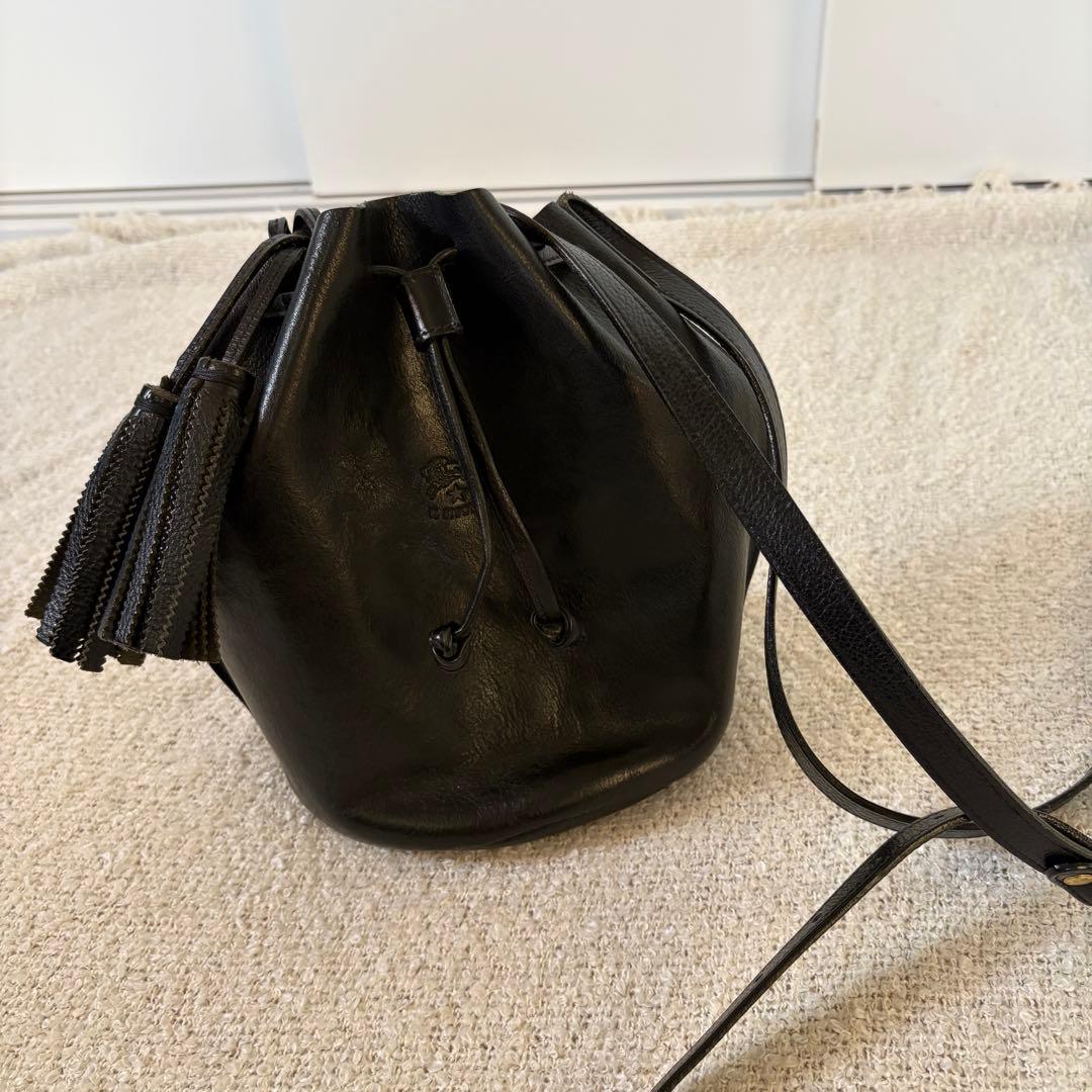 美品⭐︎イルビゾンテ ショルダーバッグ　ブラック