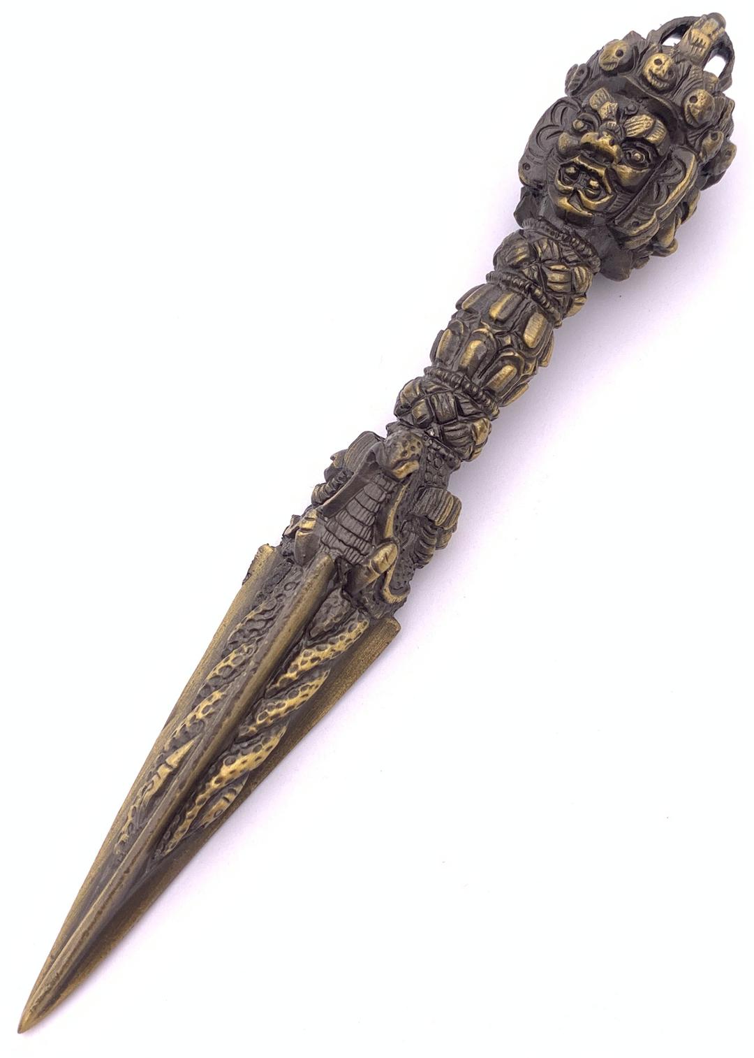 ◆チベット密教法具　3面憤怒尊プルパ（密教宝剣）◆