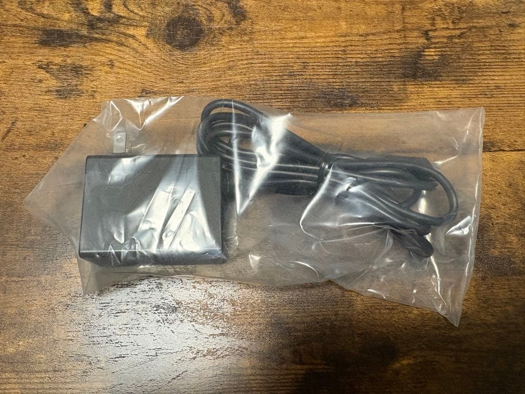 Nintendo Switch 本体+付属品（SDカードおまけ付き）