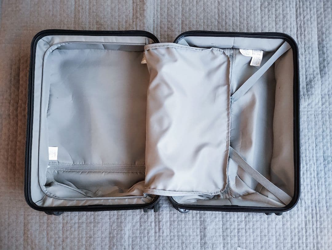 無印 キャリーケース 36L ネイビー　機内持ち込み可能　タイヤロック機能付