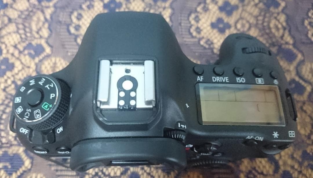 Canon EOS 6D ボディ