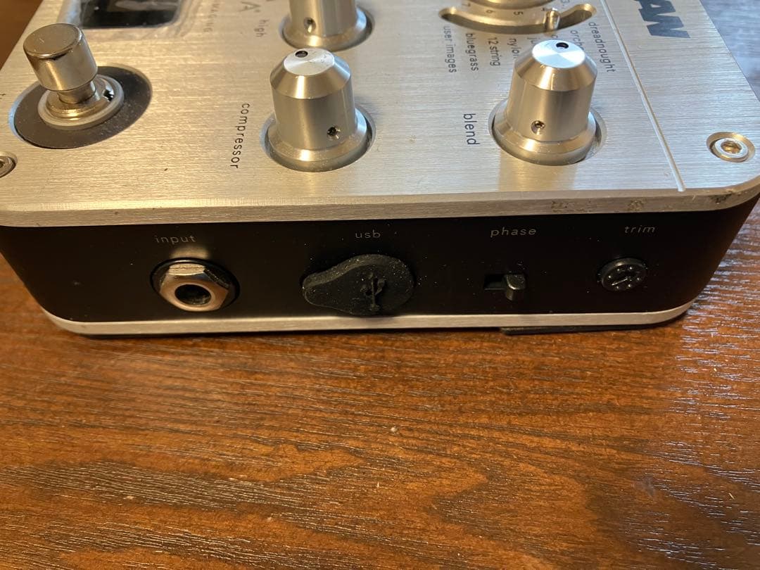 ギター FISHMAN Aura Spectrum DI