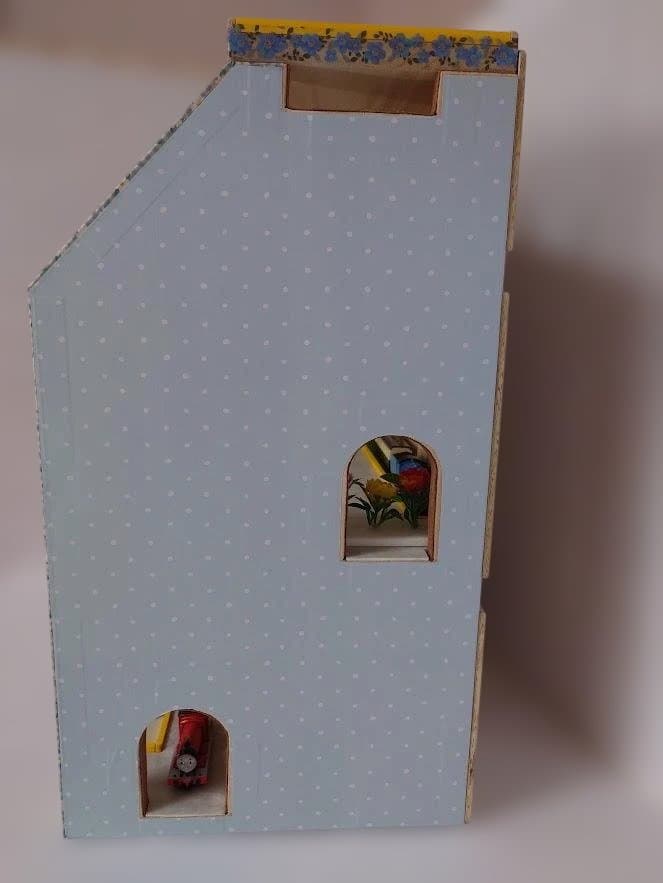 トミカ木製手作り駐車場（スモ－ルイエロ－）SY02