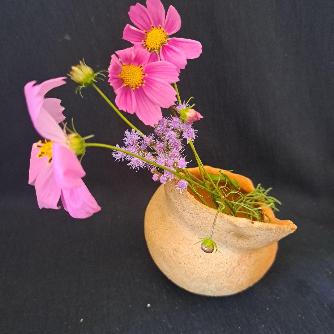 「弥生土器に花を活ける①」 弥生種壺-祭器(直径8.5cm) 2客セット 骨董ア