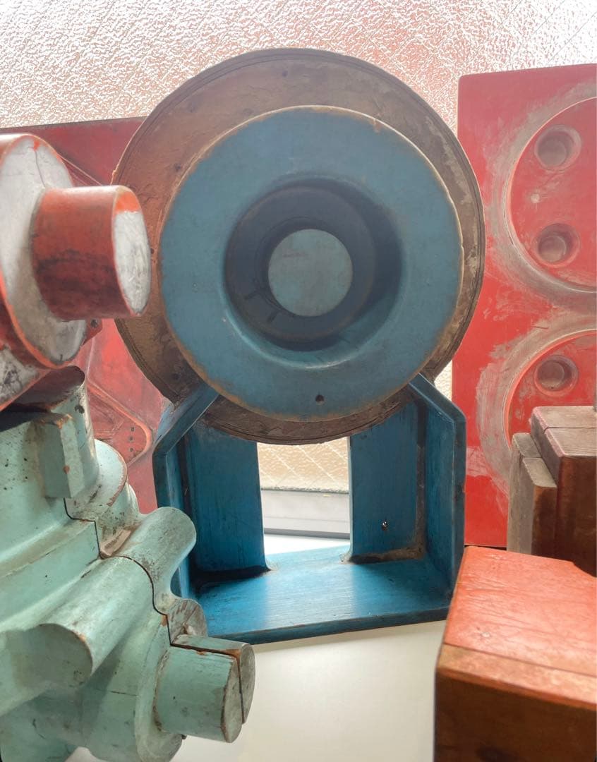 昭和レトロ　木製　型　工業型　木彫り　彫刻　オブジェ　11個　詳細不明。