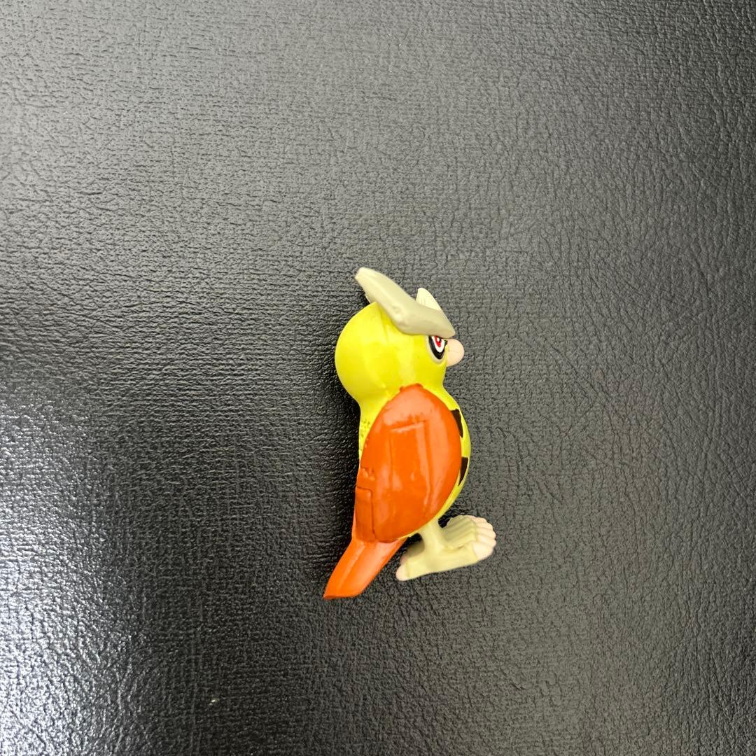 ポケモン モンコレ ヨルノズク 色違い