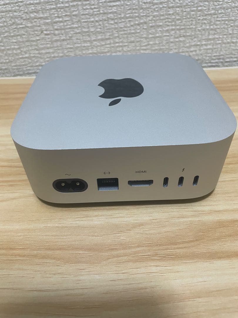 Mac mini M4 16GB ストレージ256GB