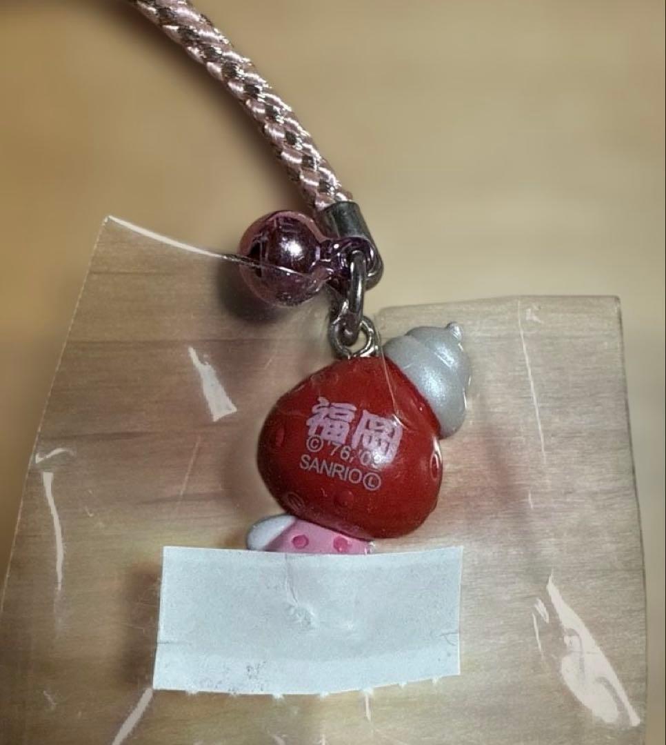 レア　ご当地キティ　博多限定 あまおういちごストラップ　2009年サンリオ