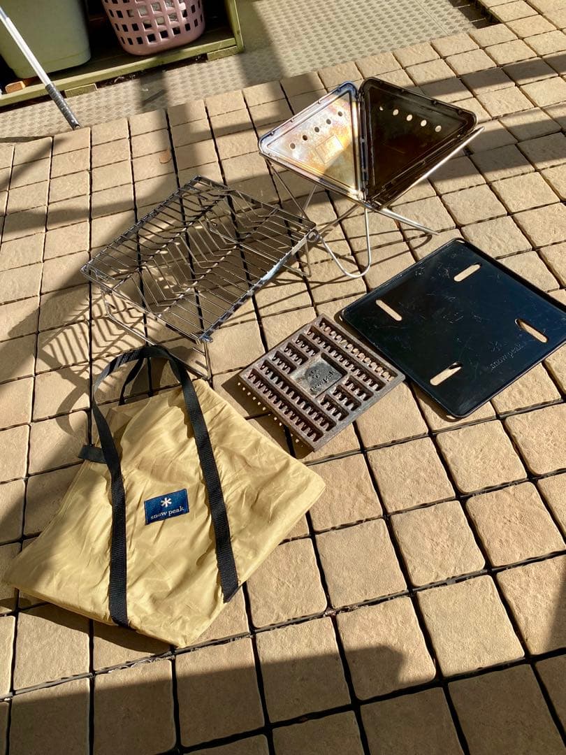 ちょこれーと スノーピーク 折りたたみ式焚き火台 S ステンレス製