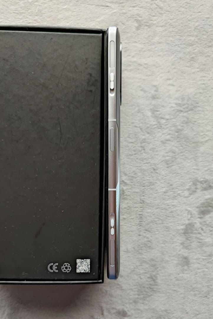 スマートフォン本体 Xiaomi Redmi K40 Gaming 256GB