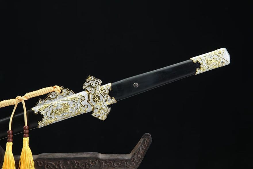 古兵器   武具　刀装具　日本刀　模造刀   居合刀 唐剣 鳳景麒麟唐刀
