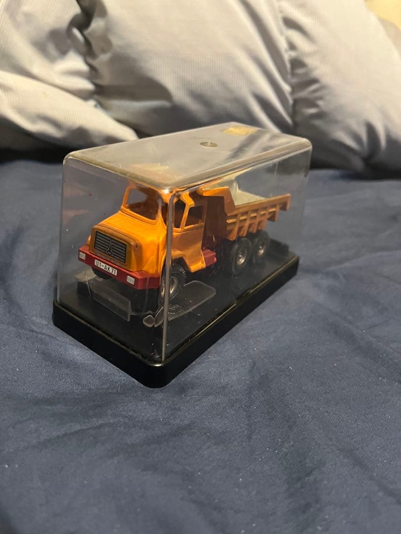 nzg マギルス ベンツ ダンプトラック