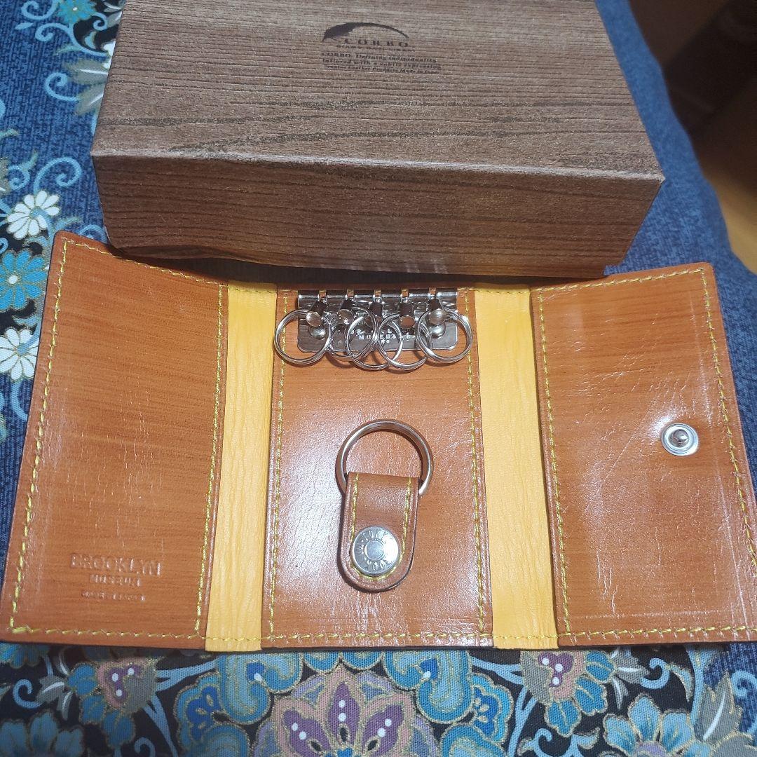 BROOKLYN MUSEUM レザーキーケース　柿渋染め