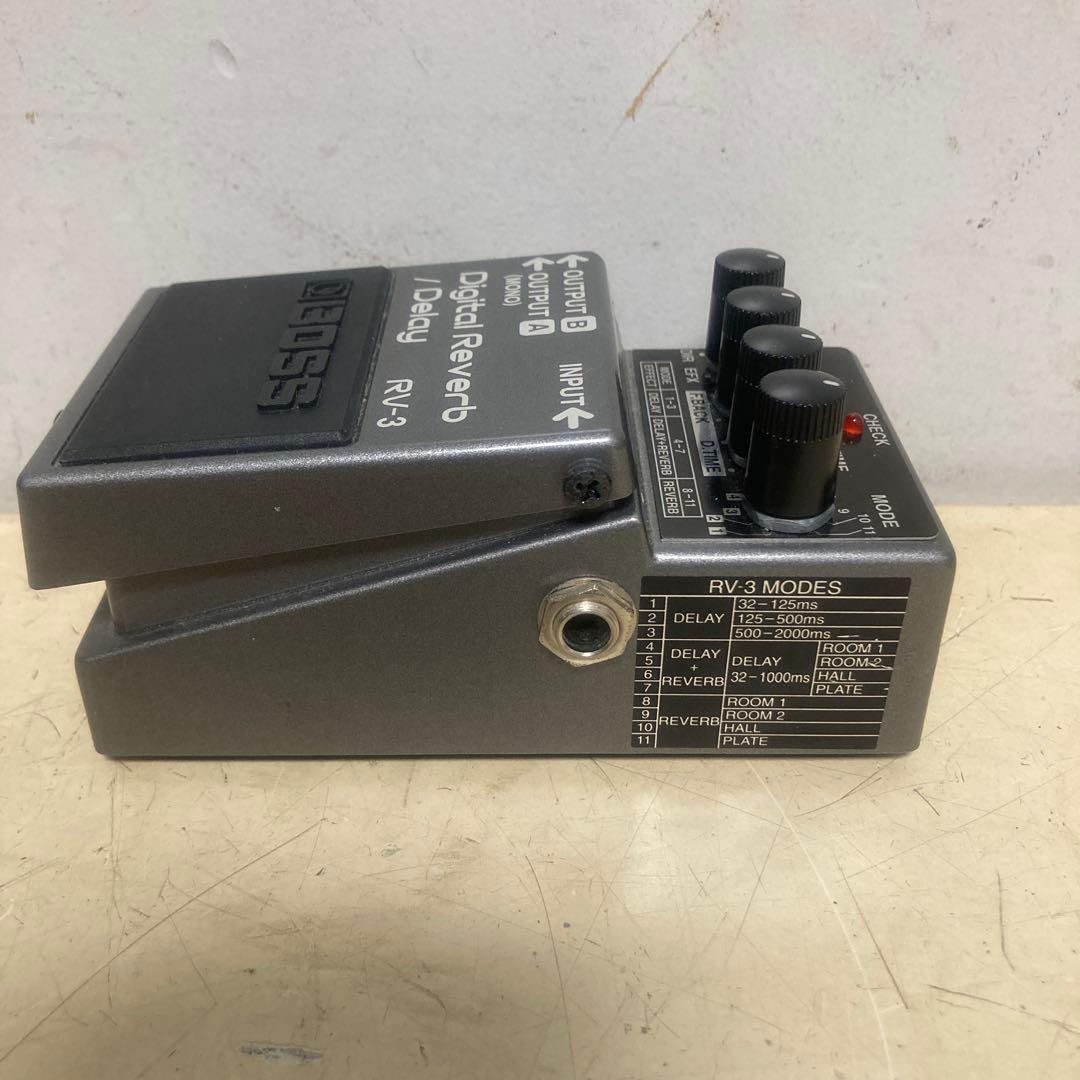 ギター BOSS Digital Reverb / Delay RV-3
