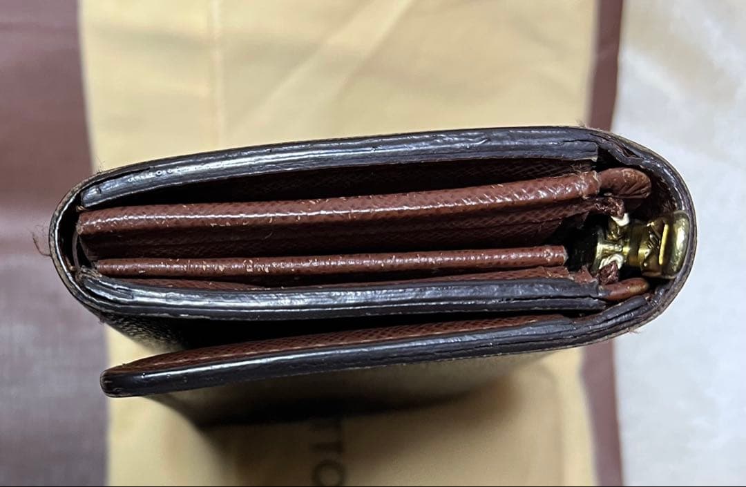 【週末限定sale】ルイヴィトンポルトモネトレゾ−ル二つ折財布　美品