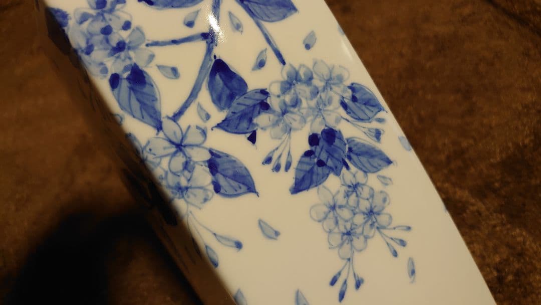 李朝　古染付　染付　古伊万里　伊万里　小壺　角壺　桜　１客