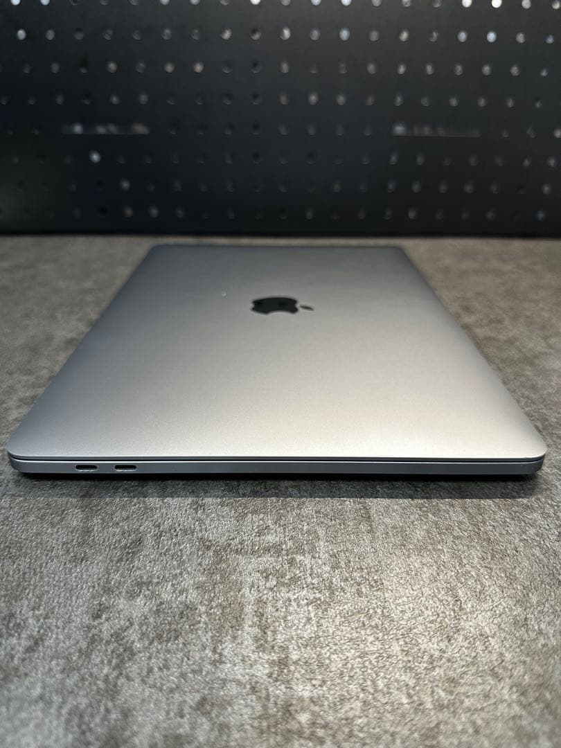 MacBook Pro 13インチ 2020年 i5/16GB/1TB