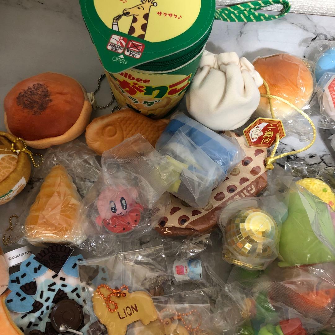 ノンジャンル　サンリオ　ちいかわ ミニチュア　食品　ガチャ　大量