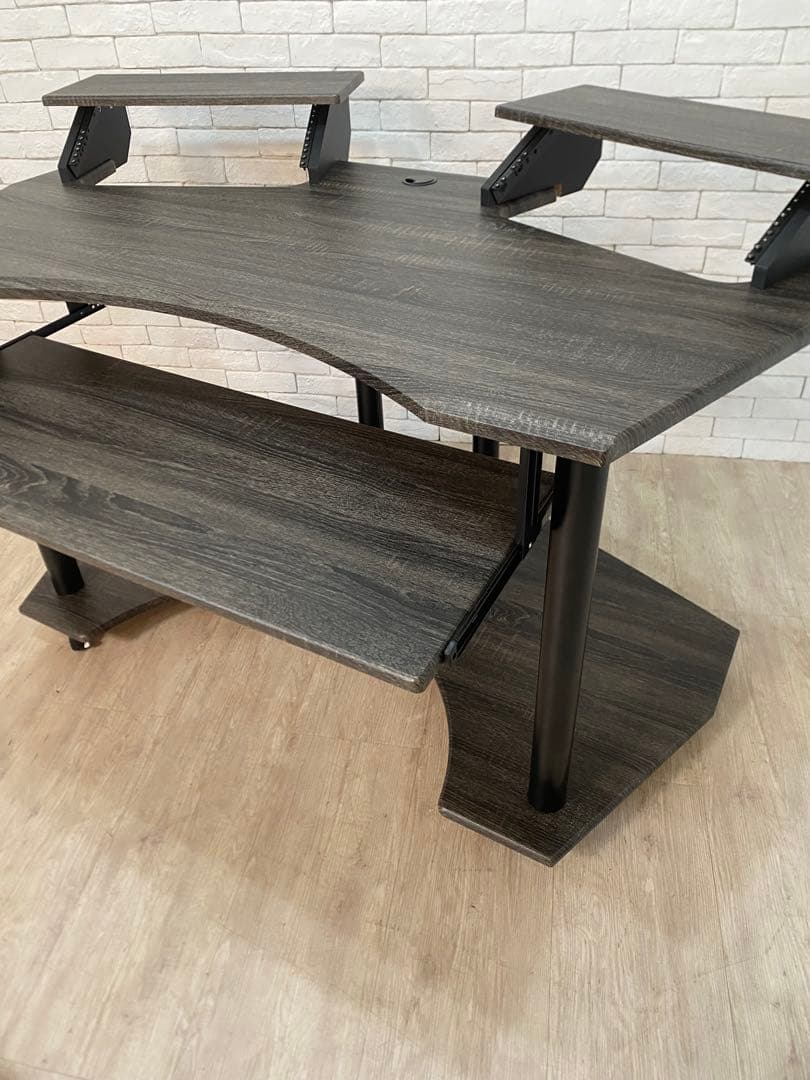 【東京都内23区配送無料】定価12万　ゲーミングデスク　PC パソコン　机