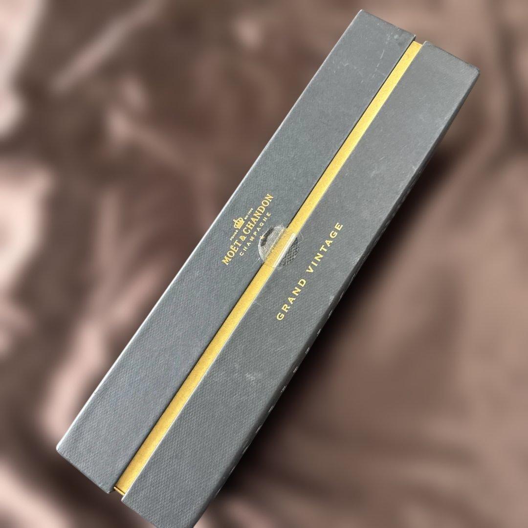 ワイン MOET CHANDON 2004 GRAND VINTAGE