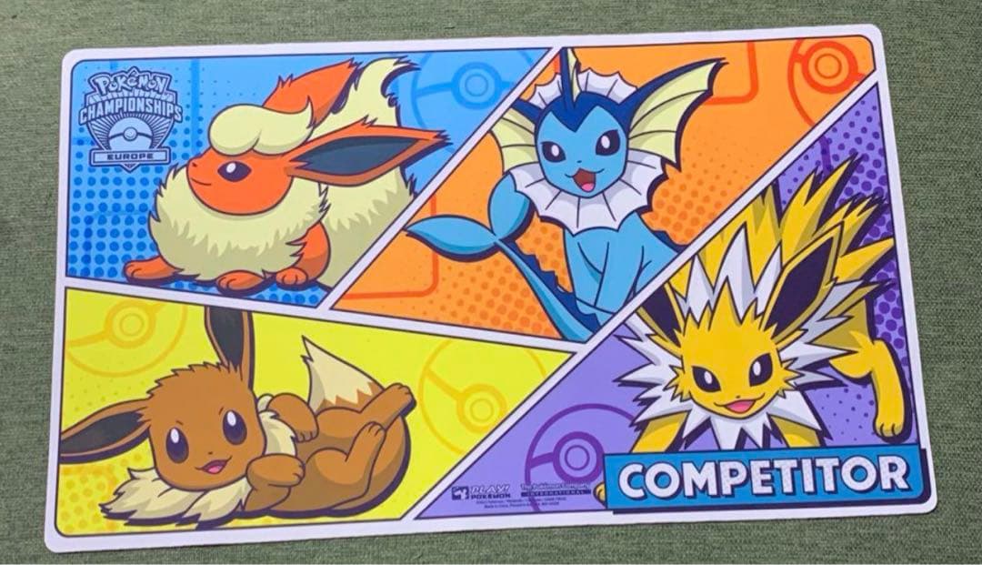 EUROPE イーブイ サンダース ブースター シャワーズ 海外 プレイマット