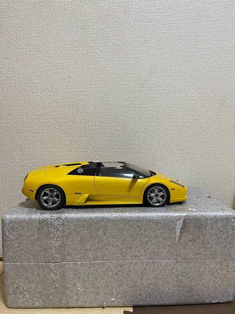 AUTOart 1/12 Lamborghini Murciélago イエロー