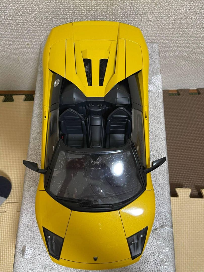 AUTOart 1/12 Lamborghini Murciélago イエロー