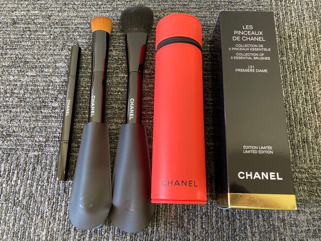 CHANEL LES PINCEAUX DE CHANEL 3本セット　未使用品