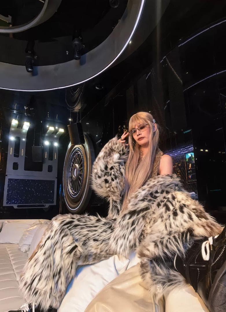 STARTEXCEEDEND フェイクファー アウターyvngpatra着用 S