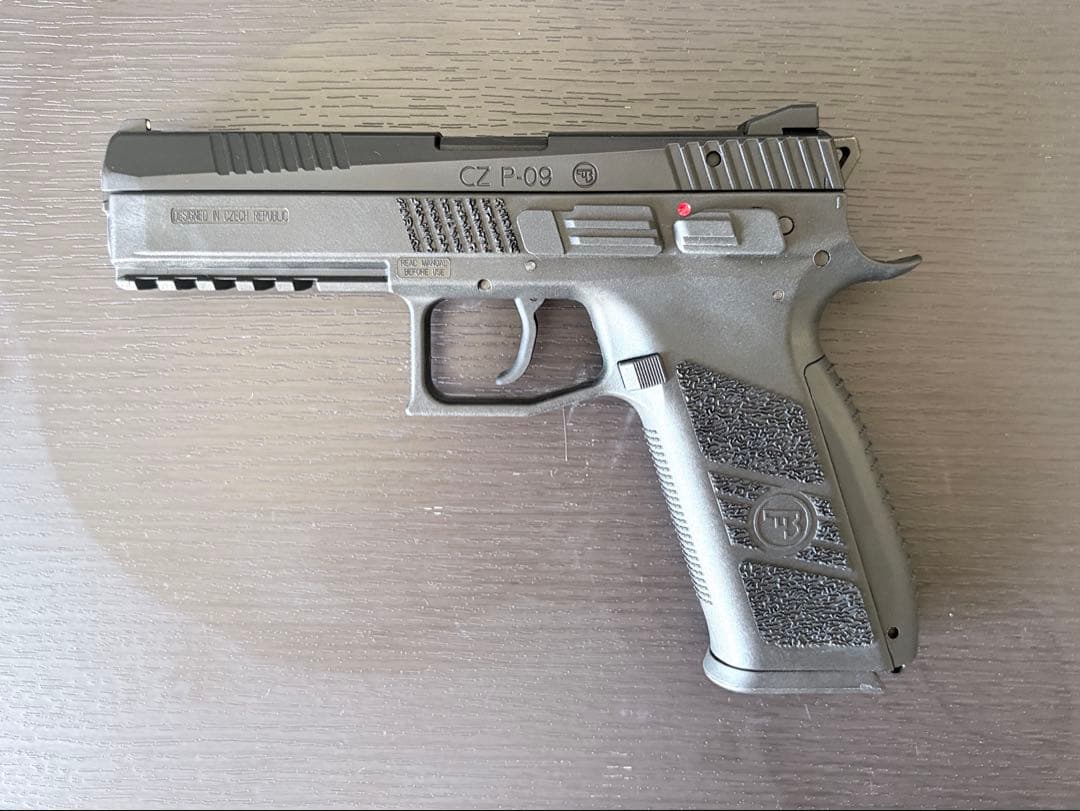 Carbon8 CZ P-09　カーボネイト　CO2ガスブローバックハンドガン