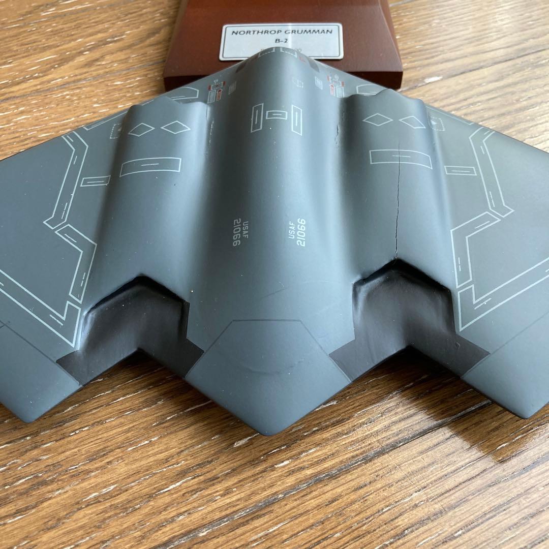 1/100 U.S.A.F. Ｂ-2 SPIRIT ステルス戦略爆撃機完成品模型
