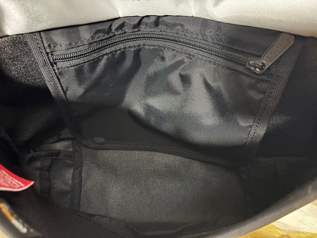 東京ヤクルトスワローズ　つば九郎　マンハッタンポーテージコラボ　ショルダーバッグ